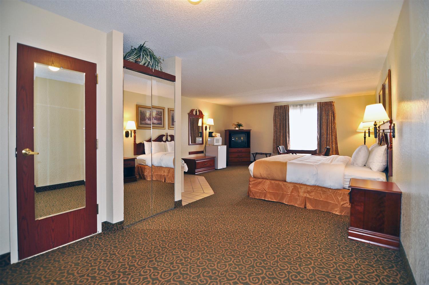 Best Western Gardendale מראה חיצוני תמונה