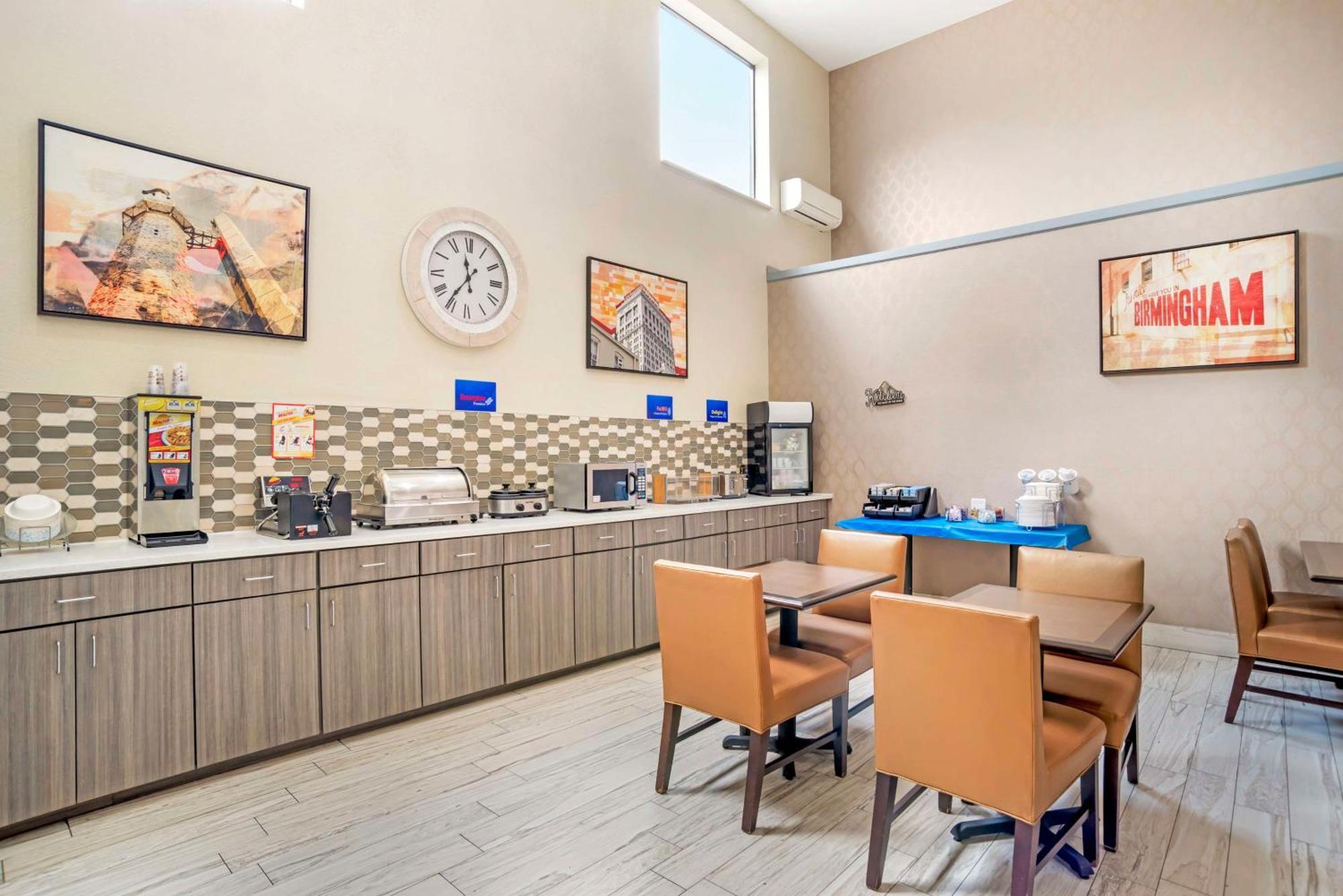 Best Western Gardendale מראה חיצוני תמונה