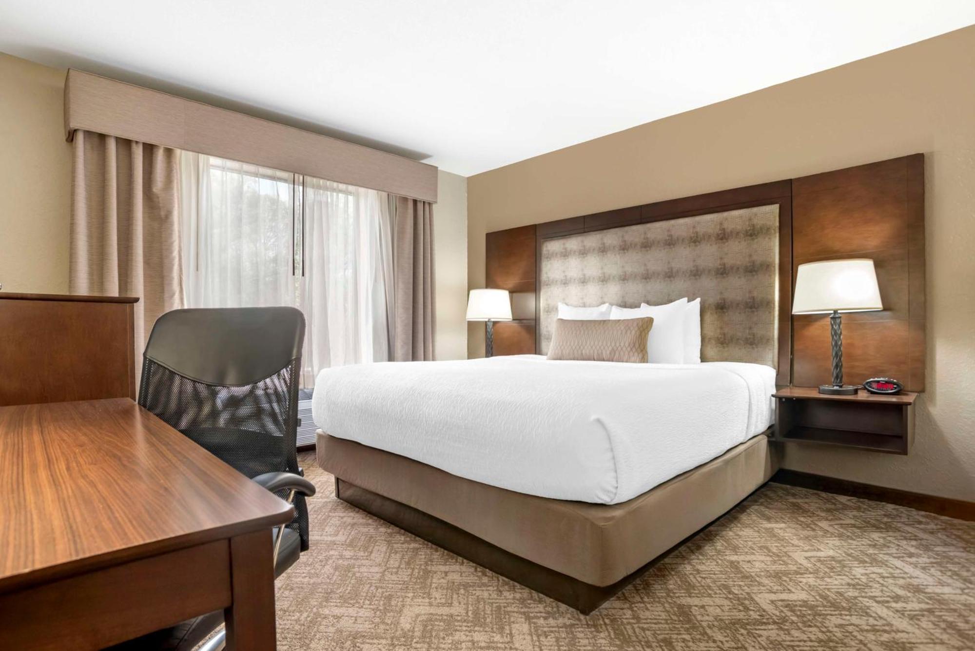 Best Western Gardendale מראה חיצוני תמונה