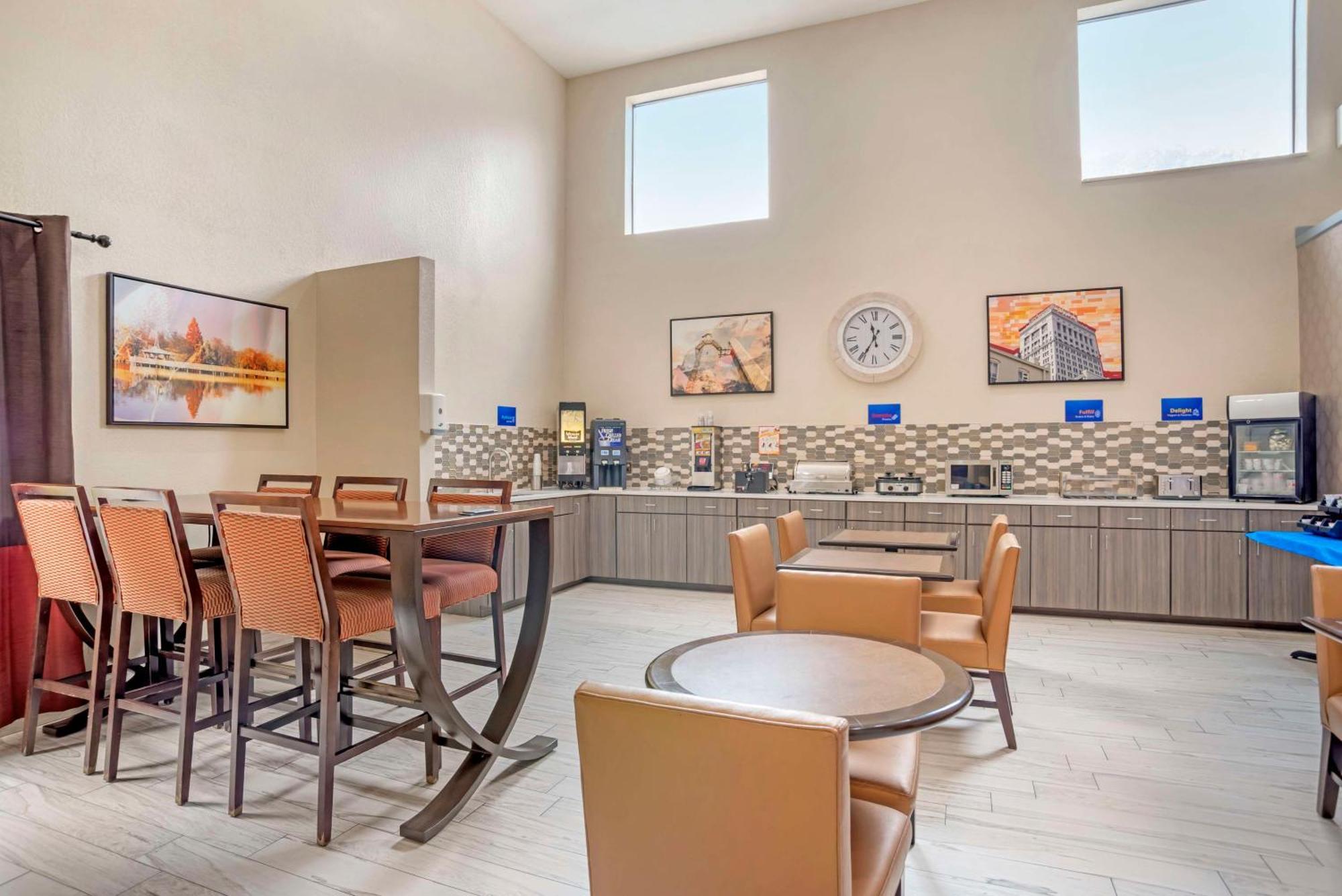 Best Western Gardendale מראה חיצוני תמונה